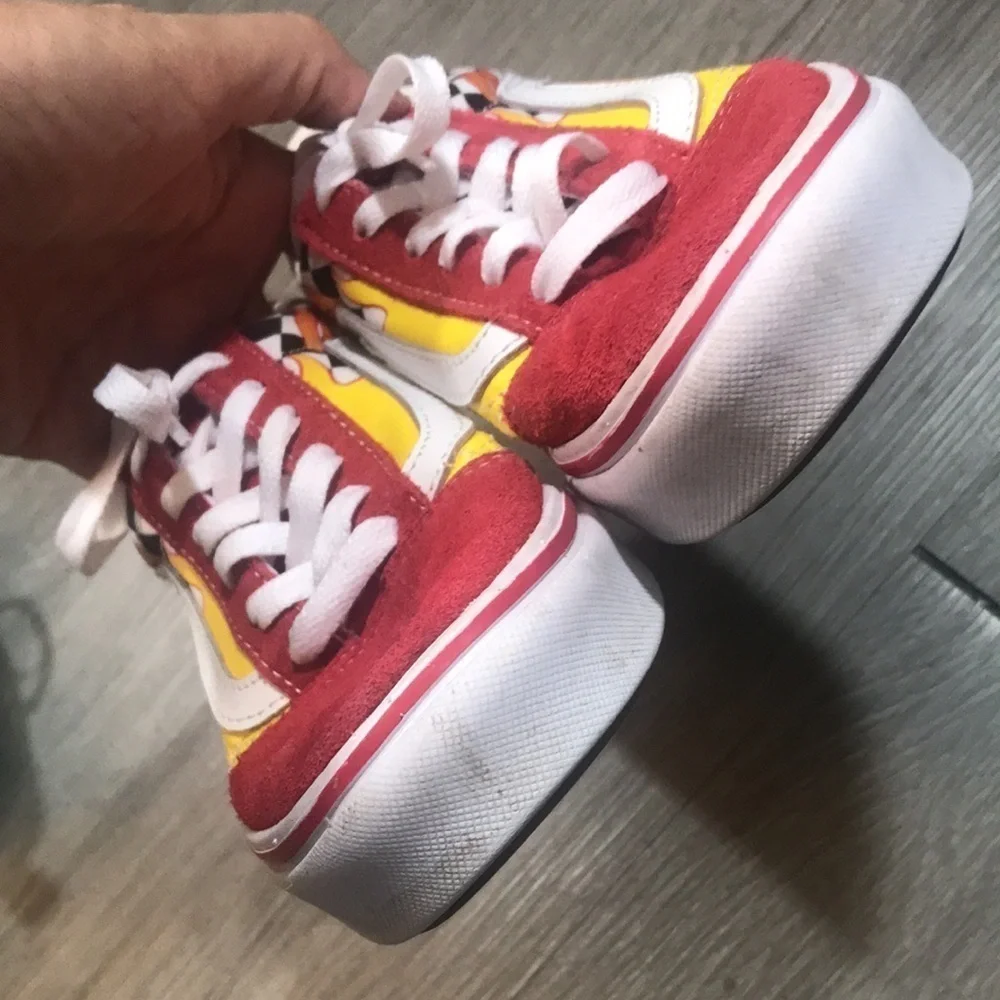 VANS‎ YOUTH FLAME COMFYCUSH OLD SKOOL SNEAKERS SIZE 3